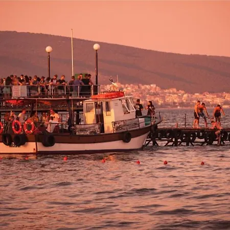 아파트 Admiral Plaza C52 Sunny *