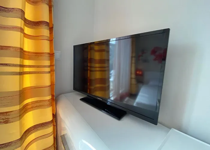 Admiral Plaza C52 Sunny