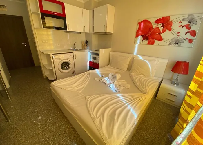 Admiral Plaza C52 Sunny * Slăntjev Brjag